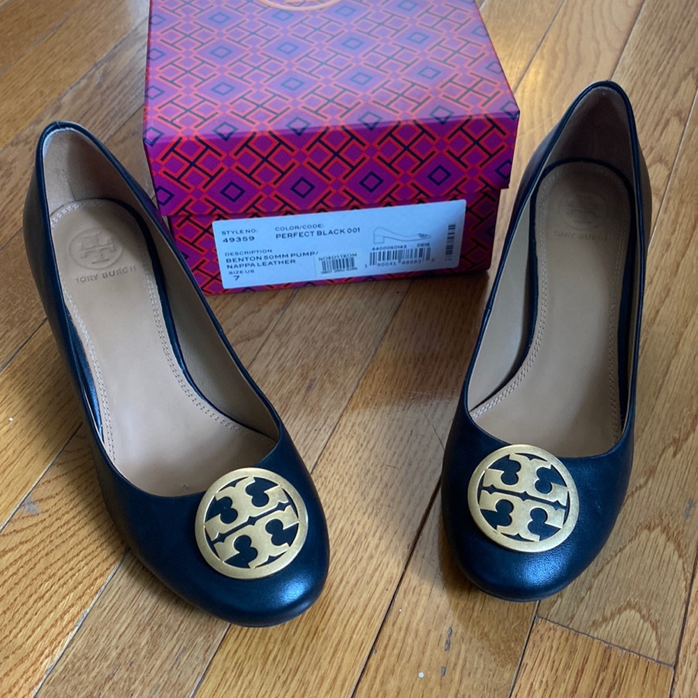 Tory Burch Black and Gold Heels